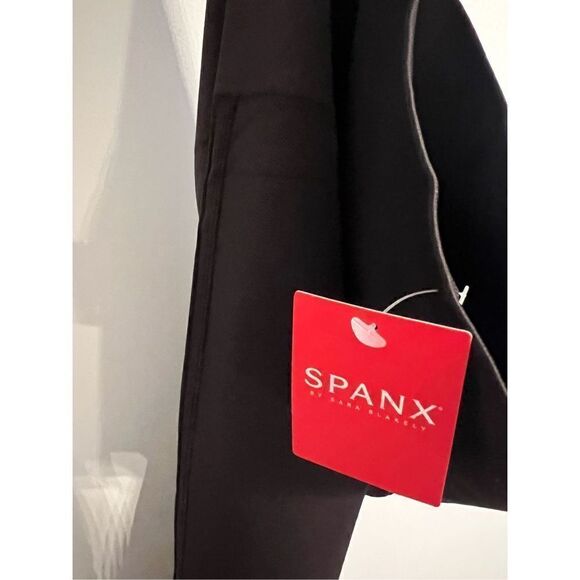 Spanx Women’s 1X Plus Look At Me Now Black Seamless Ankle Leggings Stretch NWT - Picture 8 of 8